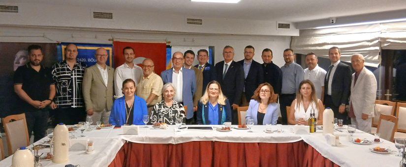 Toplumu Dönüştüren Çocuklar: Kültür Karıncalar